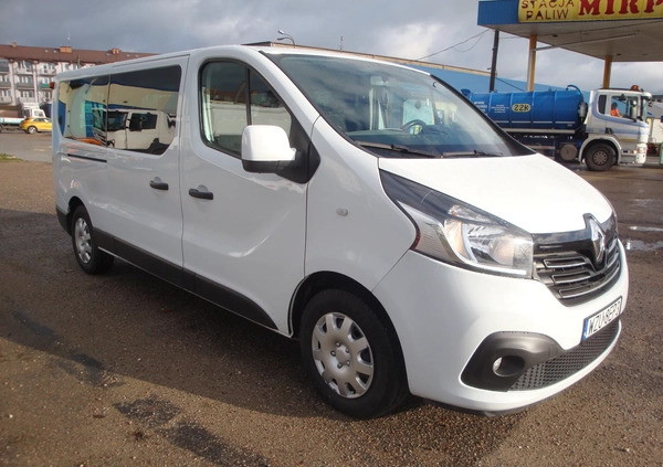 Renault Trafic cena 77000 przebieg: 217500, rok produkcji 2017 z Żuromin małe 137